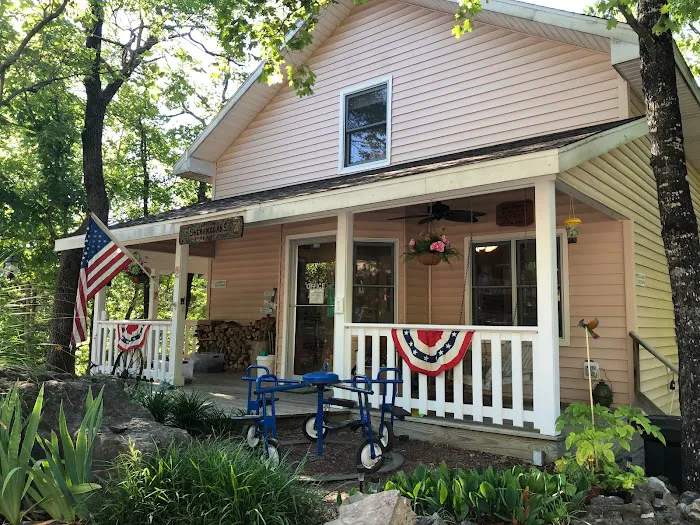 Branson Shenanigans RV Park Picture 1