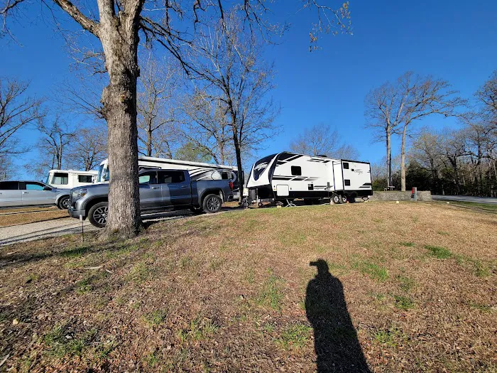 Treasure Lake RV Resort Picture 2