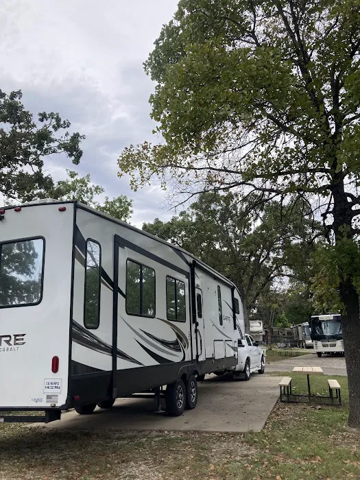 Treasure Lake RV Resort Picture 9