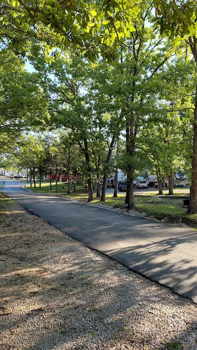 Castle View Country Club Picture 4