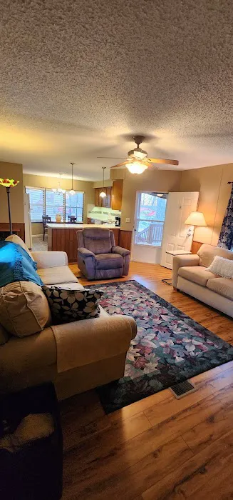 Coachlight Village Mobile Home Park Picture 8