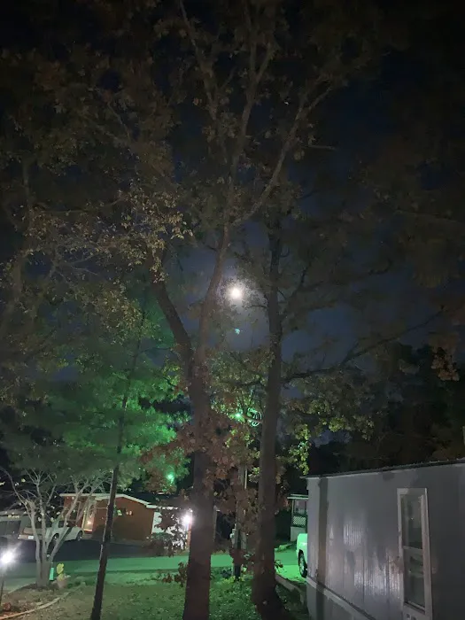 Coachlight Village Mobile Home Park Picture 5