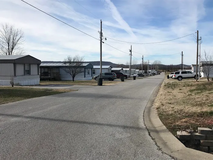 Bedford Falls Mobile Home Community Picture 4