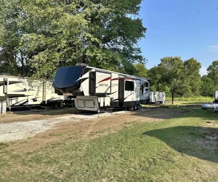 Hickory Creek Mobile Home Park