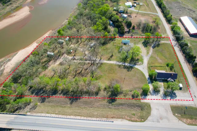 Rivershire RV Resort & Camping Picture 2