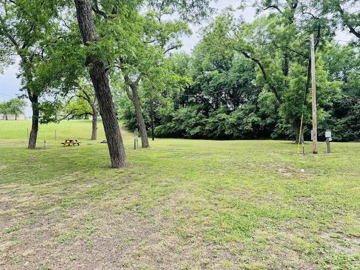 Rivershire RV Resort & Camping Picture 3