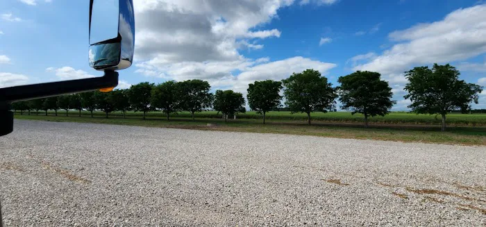 Hideaway RV Park Picture 1
