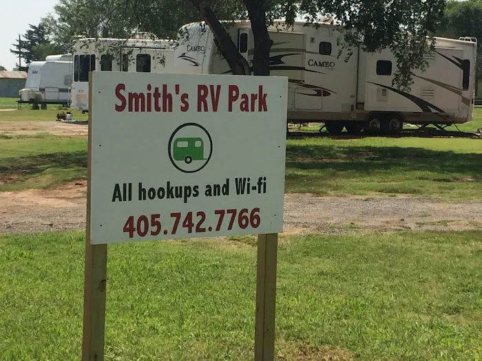 Smith's RV Park Picture 3