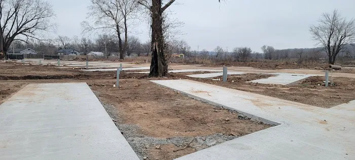 Tulsa's Big Tree RV Park Picture 6