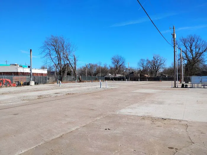 Tulsa's Big Tree RV Park Picture 9