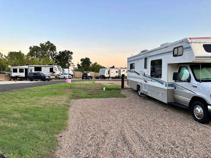 Honcho RV Park Picture 10