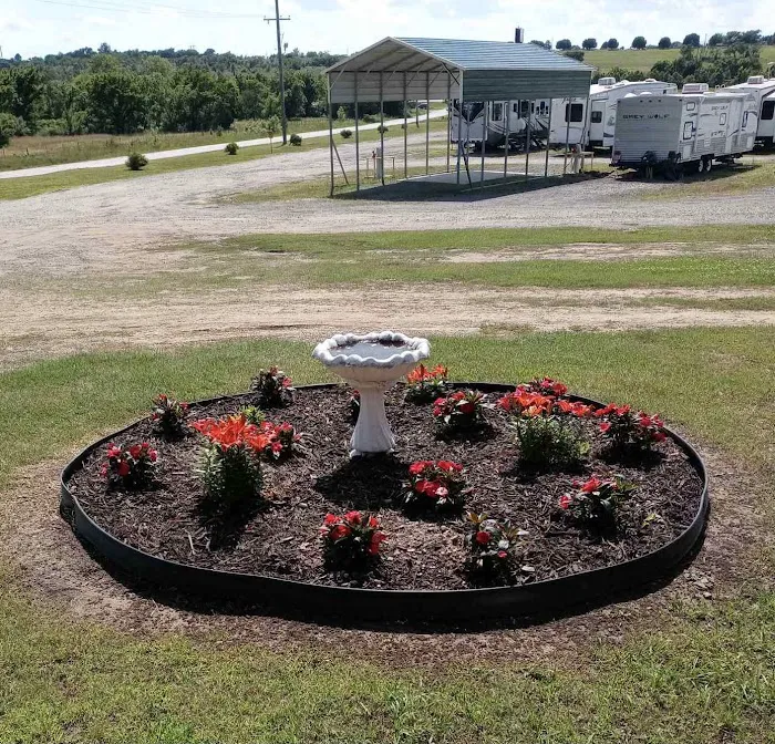 HWY 75 RV PARK & STORAGE Picture 3