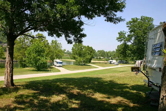 Dodson's Corner RV Park Picture 2