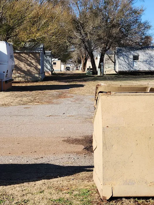 Greenview Mobile Home & RV Park Picture 3