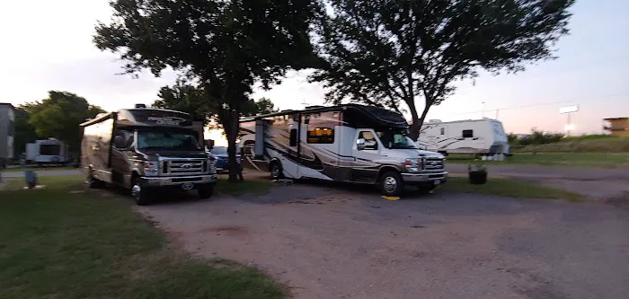 Elk Creek Rt. 66 RV Park Picture 10