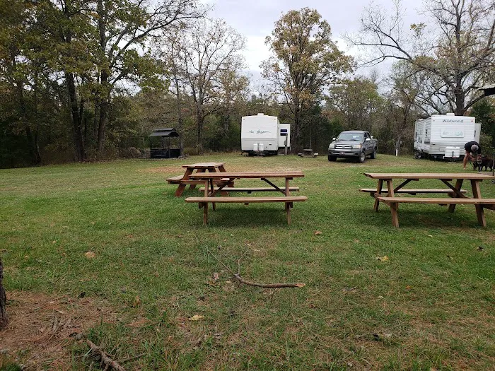 Wilderness Adventure RV Park Picture 4