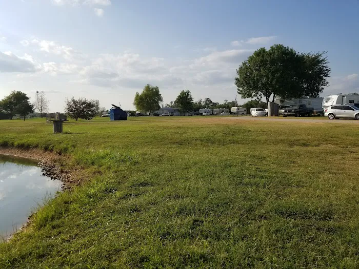 Lazy B RV Park Picture 3