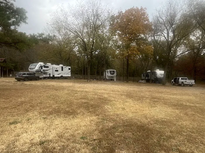 Red Barn Retreat | RV Park | Tahlequah, OK Picture 5