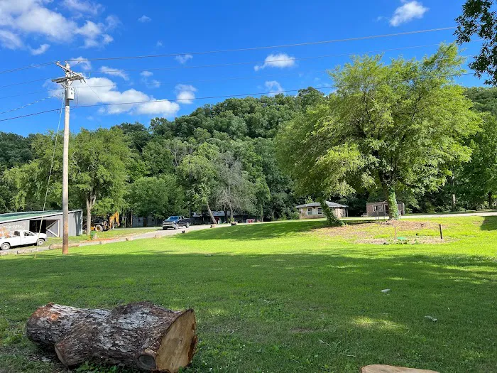 Red Oak RV Park Picture 1