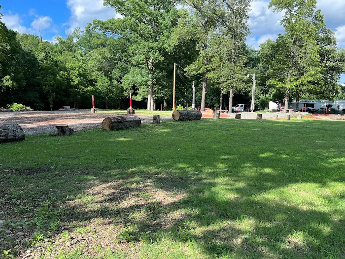 Red Oak RV Park Picture 7