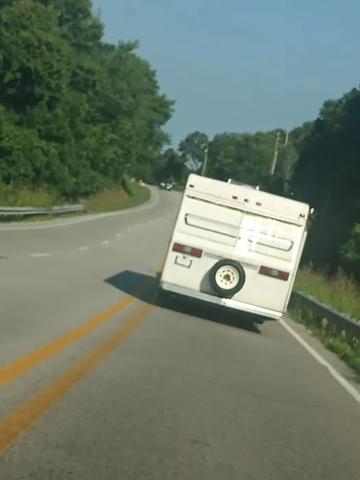 Lake's Edge RV Park Picture 1