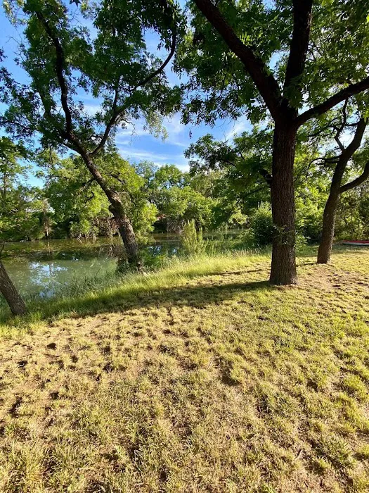 Fishing RV park Picture 5