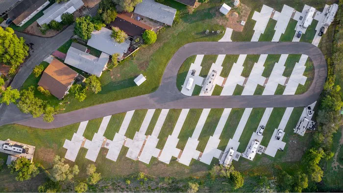 River Front Village Picture 9