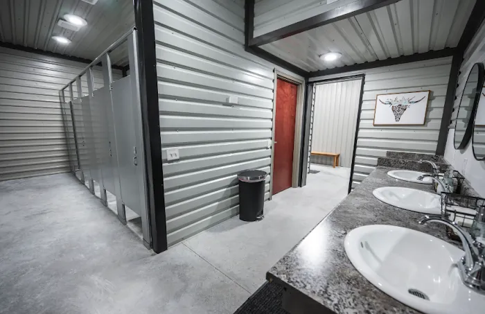 Riverwalk RV Resort Picture 3