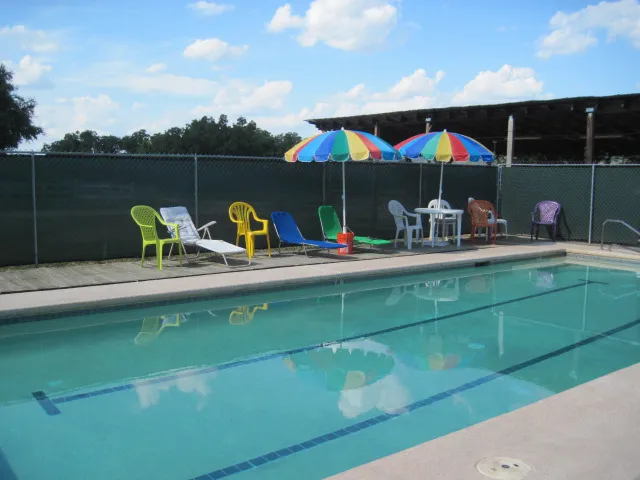 ROCKY POINT RETREAT Picture 1