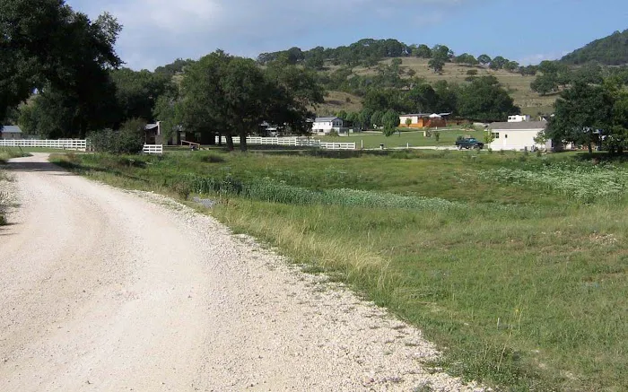 ROCKY POINT RETREAT Picture 6