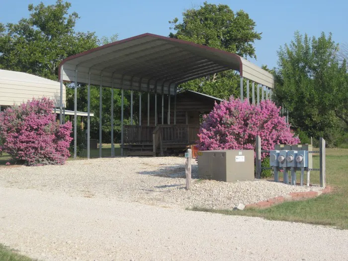 ROCKY POINT RETREAT Picture 4