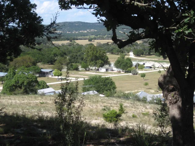 ROCKY POINT RETREAT Picture 3