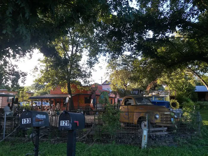 Riverside RV Park Picture 6