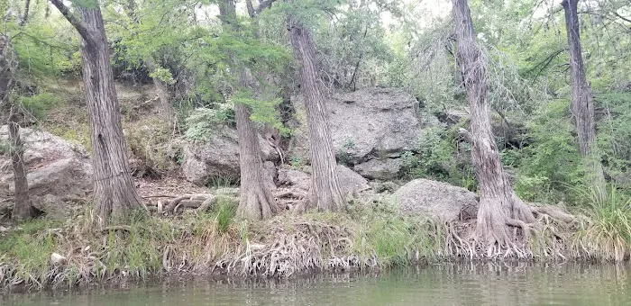 Riverside RV Park Picture 9