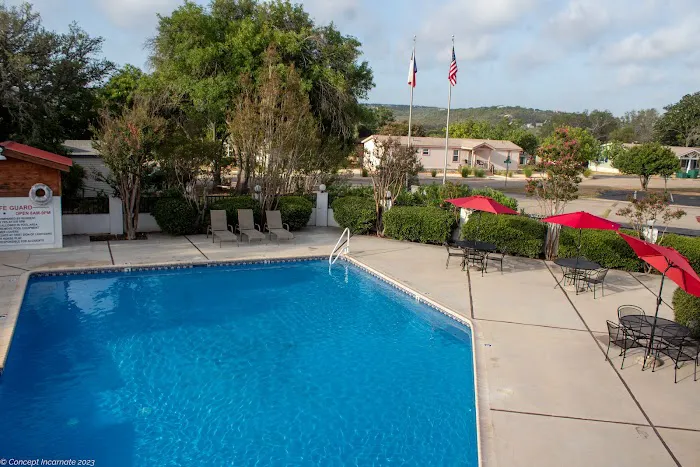 Ingram Oaks Retirement Comm Picture 1