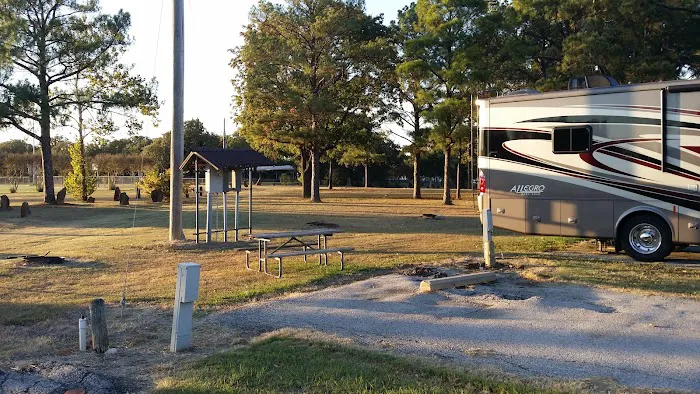 Armadillo Junction RV Park Picture 1