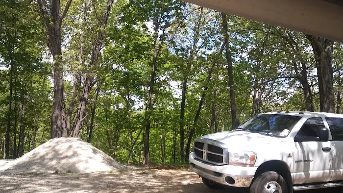 At Ease RV Park Picture 4