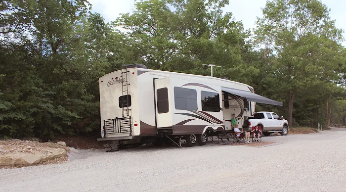 Fair Haven Cove Resort RV Sites Picture 3