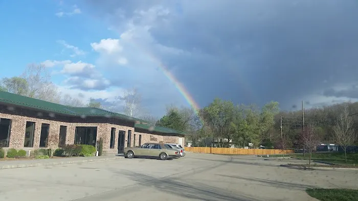 Yacht Club Picture 6