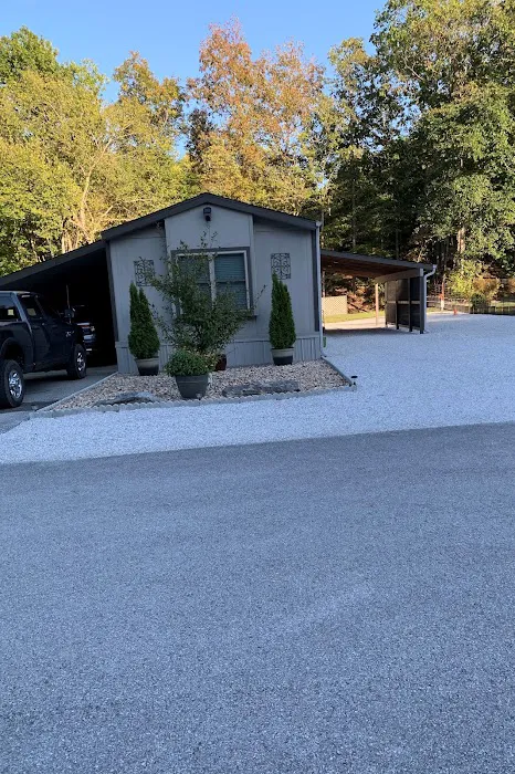 Yacht Club Picture 3