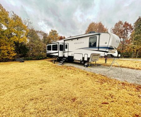 Around the Bend Ozarks RV Park