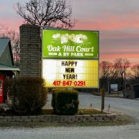 Oak Hill Court Cabins & RV Park ico