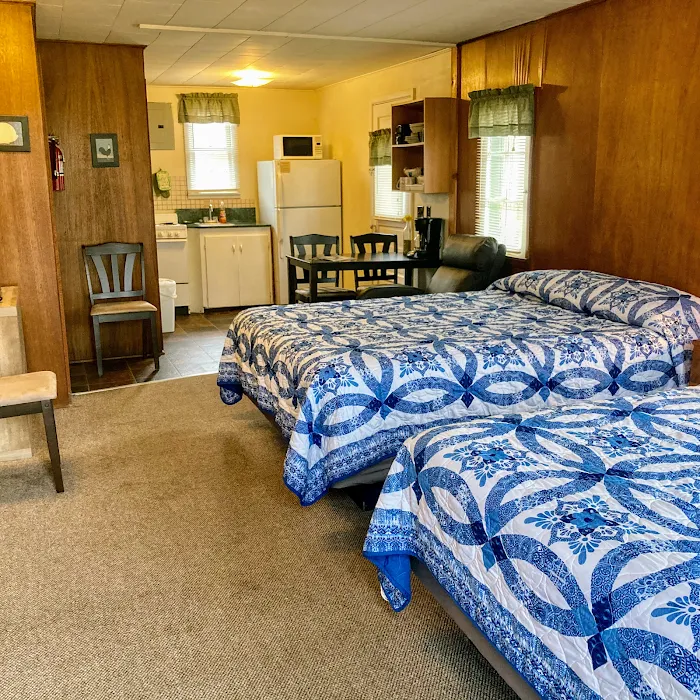 Oak Hill Court Cabins & RV Park Picture 2