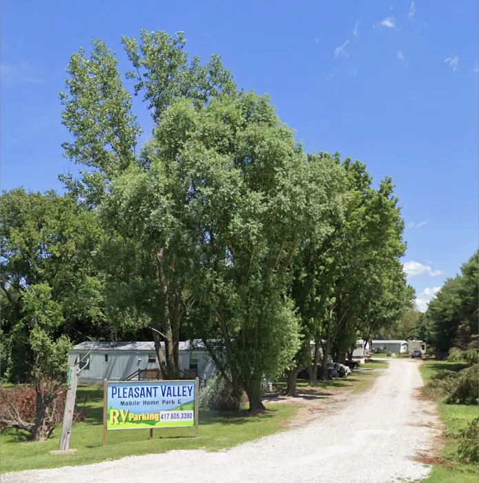 PLEASANT VALLEY Mobile Home Park & RV ParKIng Picture 10