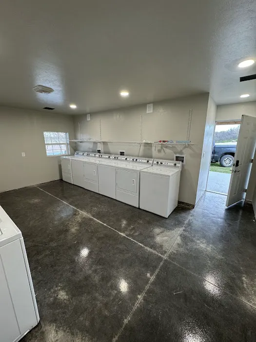 Ark River RV Park Picture 2