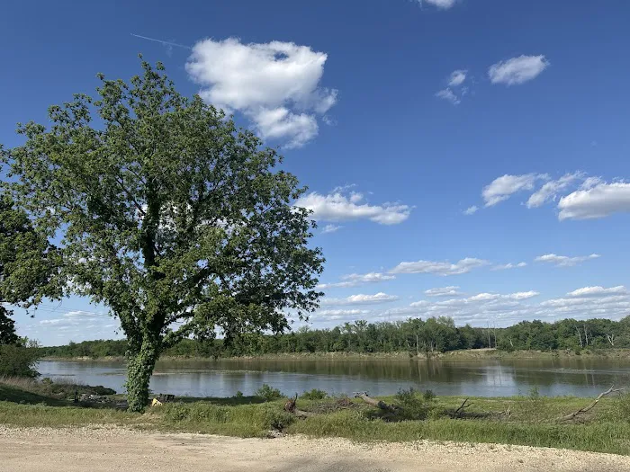 Ark River RV Park Picture 10