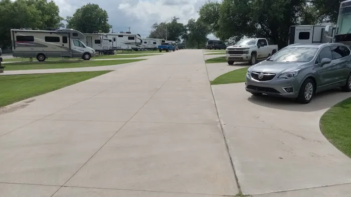Ponca City RV Park Picture 4