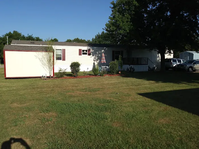 Cavalier Mobile Home Park Picture 8