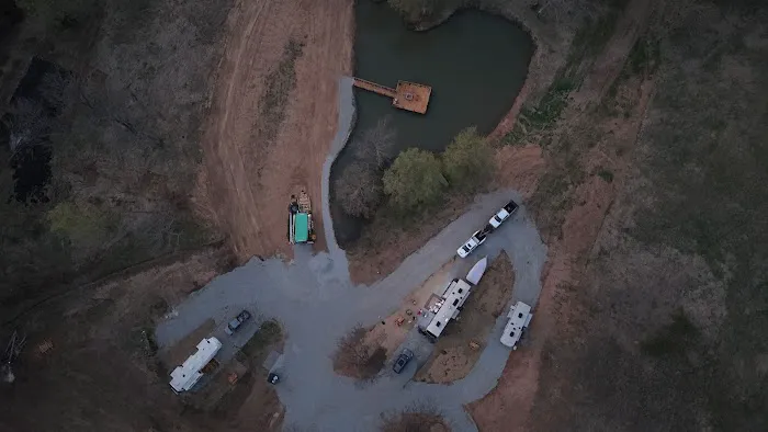 Lake Life RV Park Picture 7