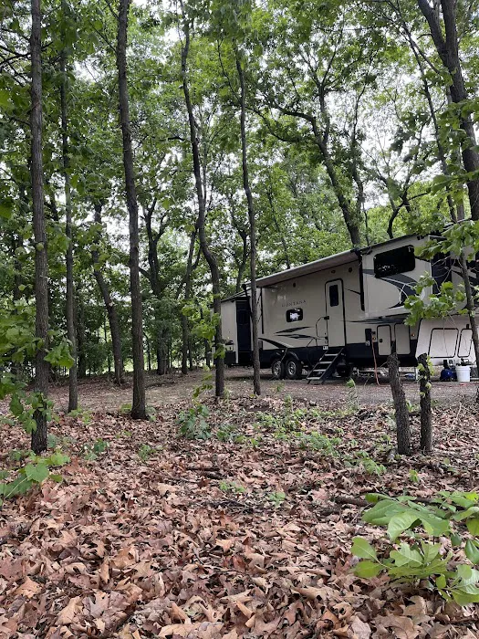 Great Outdoors RV Park Picture 4